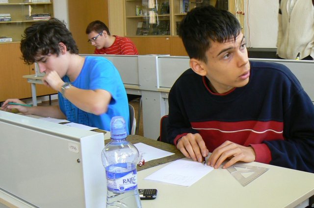 zenit2010_skol_kolo_13