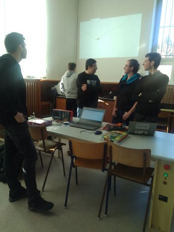 czech_student_in_sk_nov18