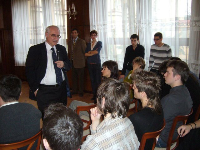 beseda_mikolasik_2011_06