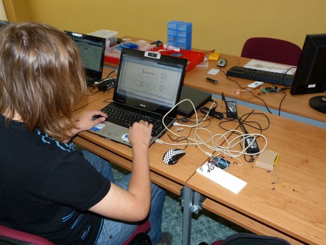 letna_skola_arduino_2011_06