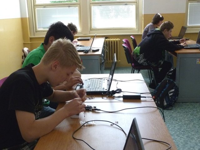 letna_skola_arduino_2011_11