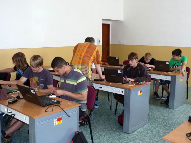 letna_skola_arduino_2011_13
