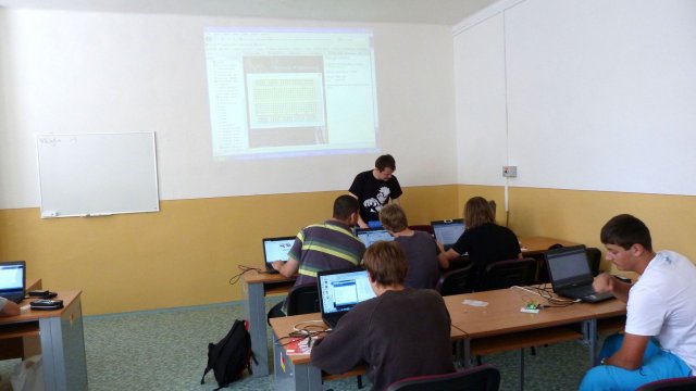 letna_skola_arduino_2011_15