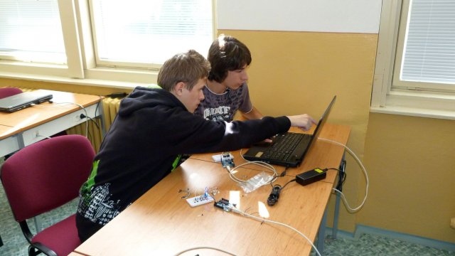 letna_skola_arduino_2011_19