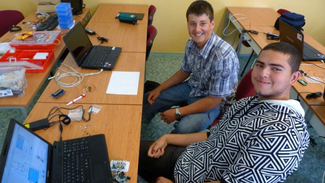 letna_skola_arduino_2011_30