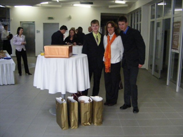 nakrmi_veda_ludstvo_2008_13