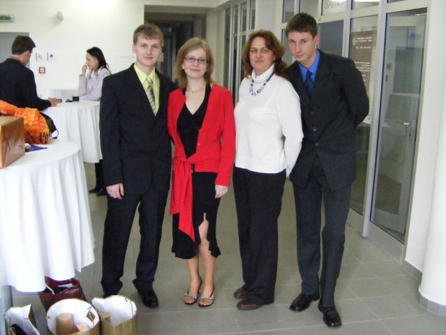 nakrmi_veda_ludstvo_2008_14